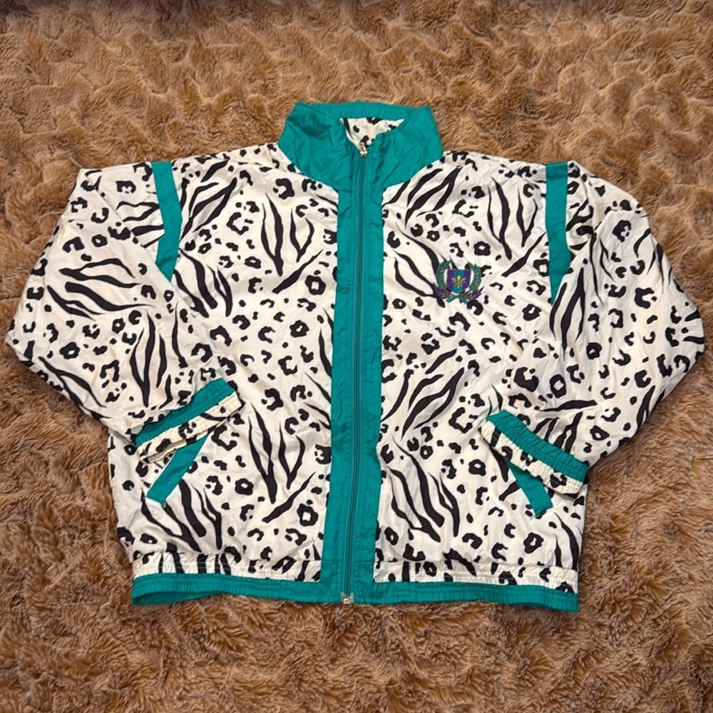 Vtg Casual Isle Animal Print Jacket with Green Accents size M - Picture 16 of 16